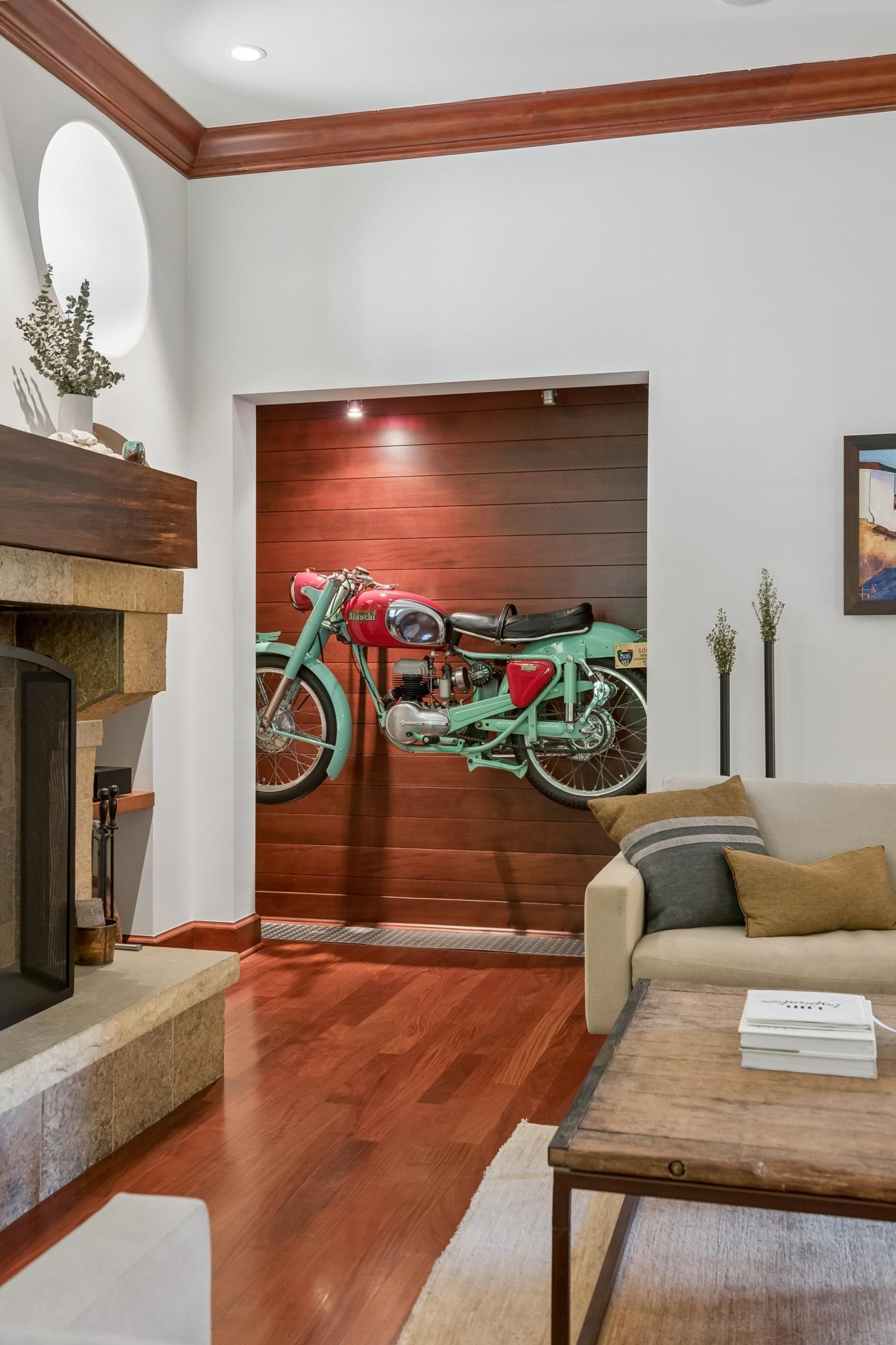 View of Residential at 4051 Linden Hills Boulevard, Minneapolis MN 55410, Minneapolis (5 of 59) - Mike Wilen | Minnesota Team Real Estate