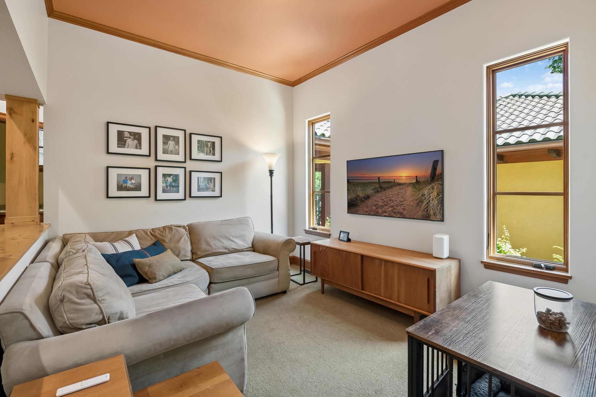 View of Residential at 4051 Linden Hills Boulevard, Minneapolis MN 55410, Minneapolis (19 of 59) - Mike Wilen | Minnesota Team Real Estate