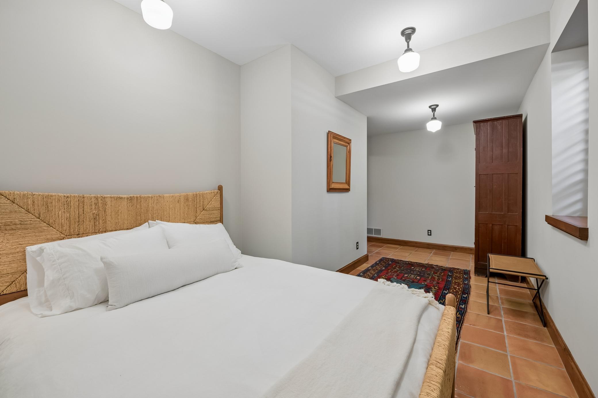 View of Residential at 4051 Linden Hills Boulevard, Minneapolis MN 55410, Minneapolis (48 of 59) - Mike Wilen | Minnesota Team Real Estate