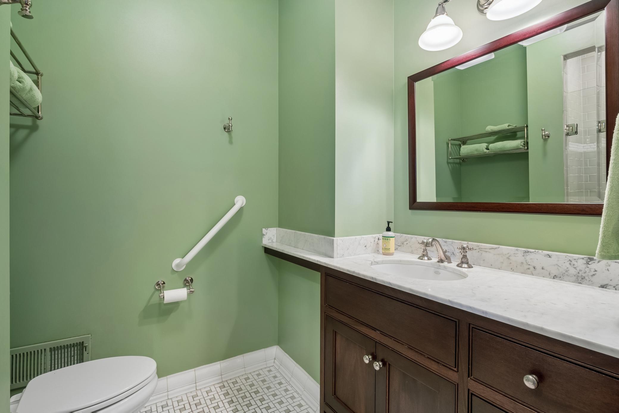 View of Residential at 4051 Linden Hills Boulevard, Minneapolis MN 55410, Minneapolis (39 of 59) - Mike Wilen | Minnesota Team Real Estate