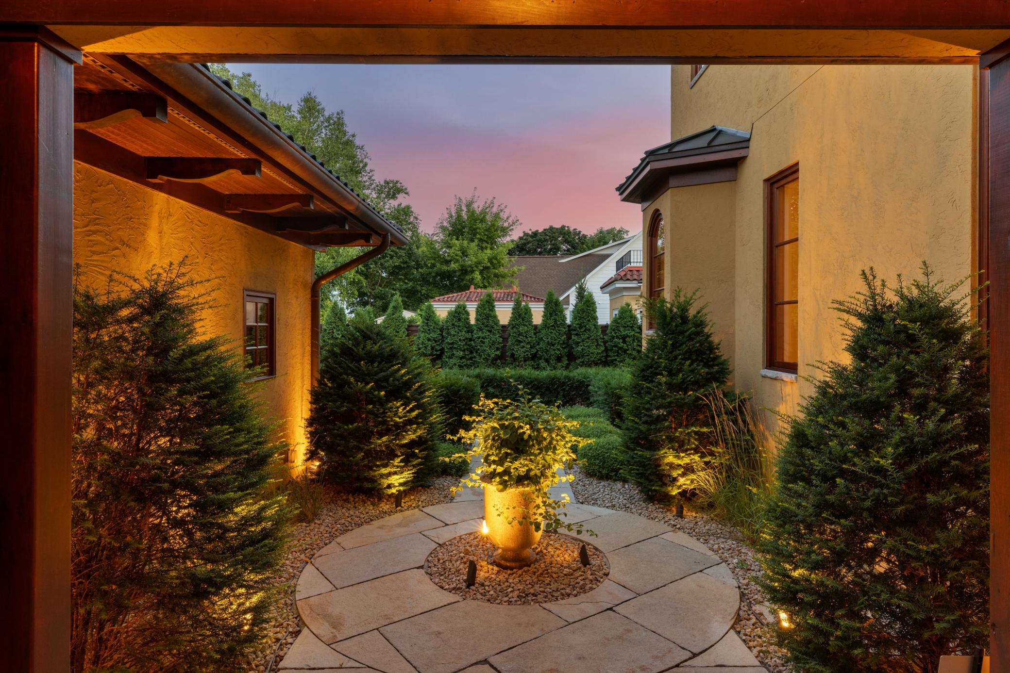 View of Residential at 4051 Linden Hills Boulevard, Minneapolis MN 55410, Minneapolis (50 of 59) - Mike Wilen | Minnesota Team Real Estate