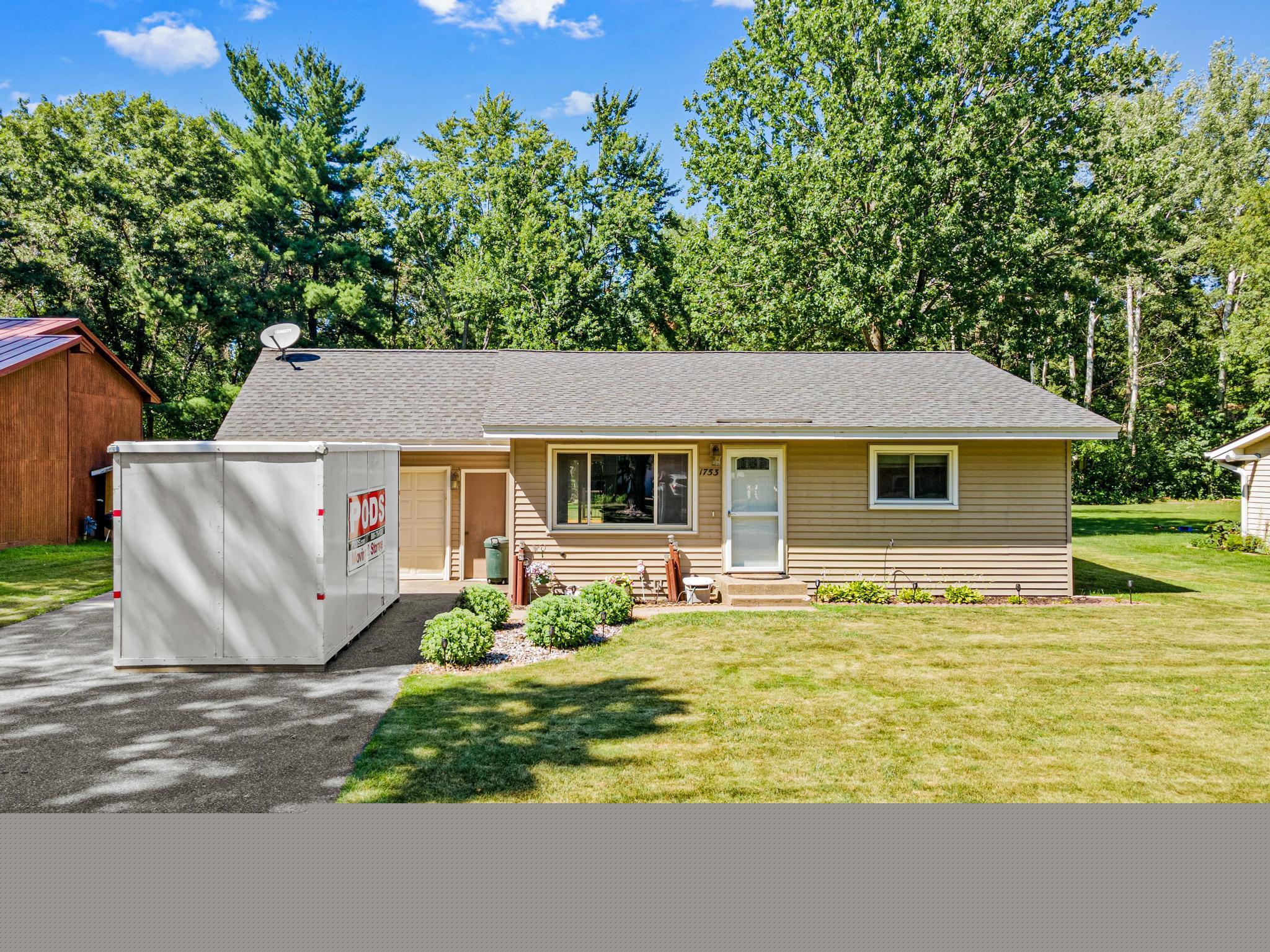 View of Residential at 1753 Florence Street, White Bear Lake MN 55110, White Bear Lake (35 of 42) - Mike Wilen | Minnesota Team Real Estate