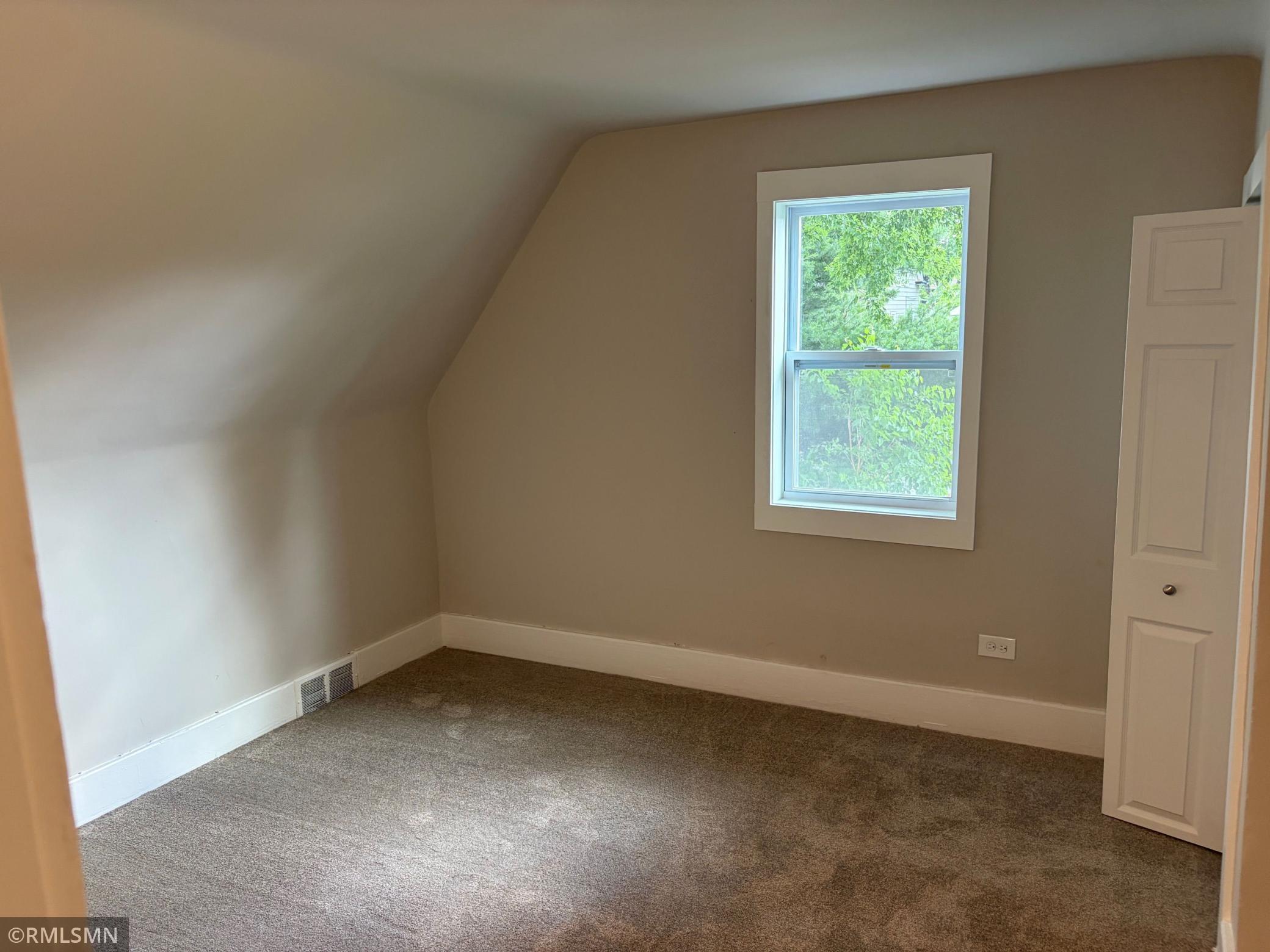 View of Residential at 4219 Fremont Avenue, Minneapolis MN 55412, Minneapolis (13 of 19) - Mike Wilen | Minnesota Team Real Estate