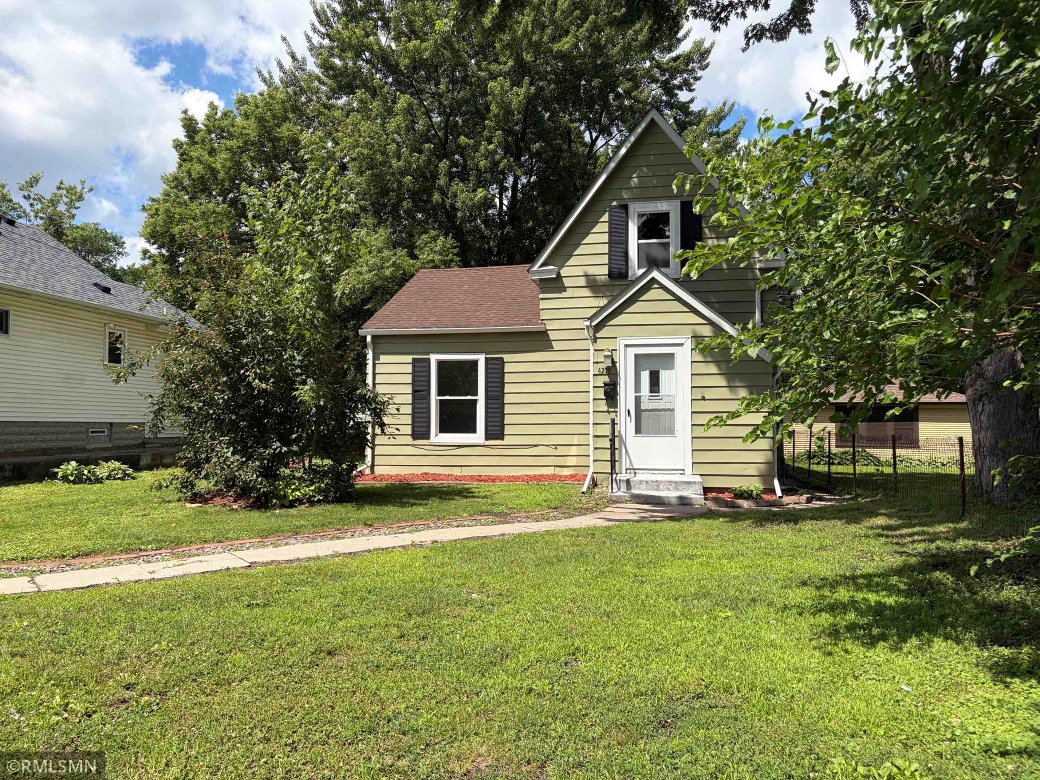 View of Residential at 4219 Fremont Avenue, Minneapolis MN 55412, Minneapolis (16 of 19) - Mike Wilen | Minnesota Team Real Estate