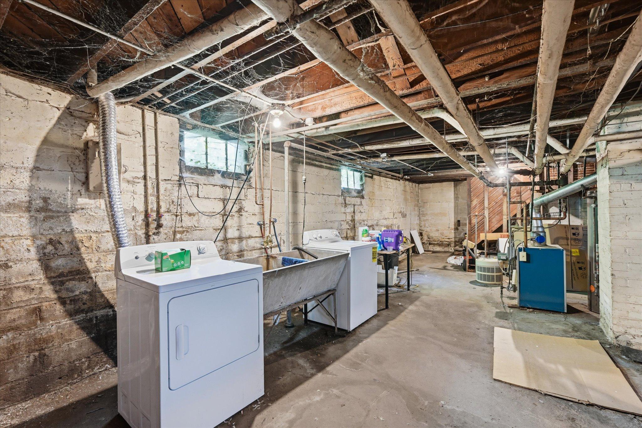 View of Residential Income at 1227 Morgan Avenue, Minneapolis MN 55411, Minneapolis (41 of 79) - Mike Wilen | Minnesota Team Real Estate