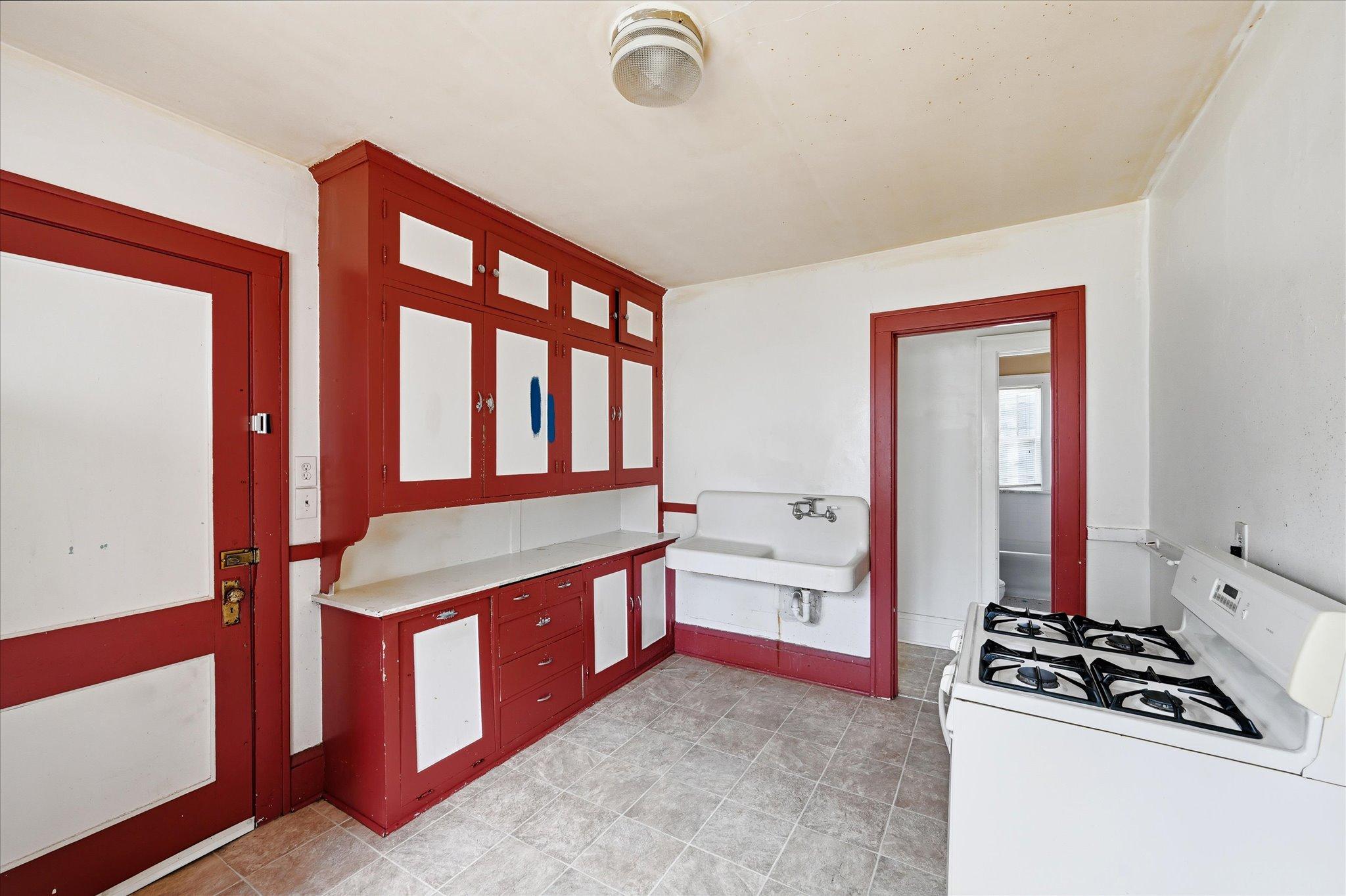 View of Residential Income at 1227 Morgan Avenue, Minneapolis MN 55411, Minneapolis (37 of 79) - Mike Wilen | Minnesota Team Real Estate