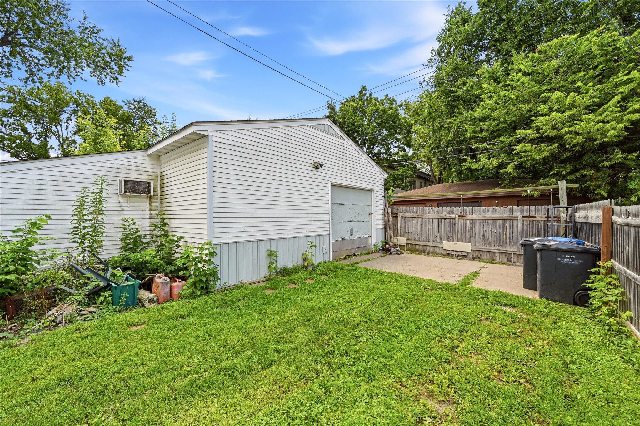 View of Residential Income at 1227 Morgan Avenue, Minneapolis MN 55411, Minneapolis (5 of 79) - Mike Wilen | Minnesota Team Real Estate