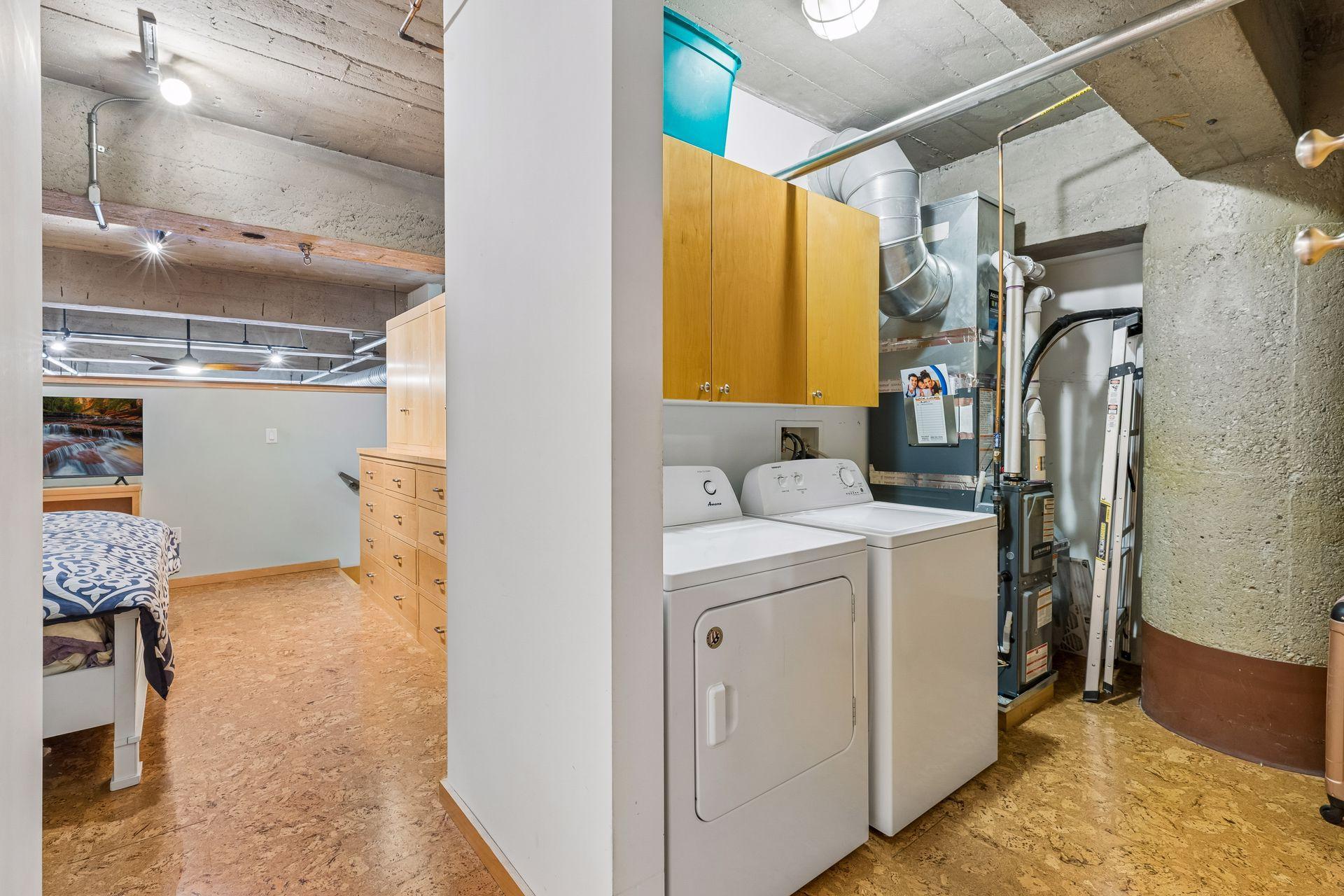 View of Residential at 901 3rd #414, Minneapolis MN 55401, Minneapolis (33 of 42) - Mike Wilen | Minnesota Team Real Estate