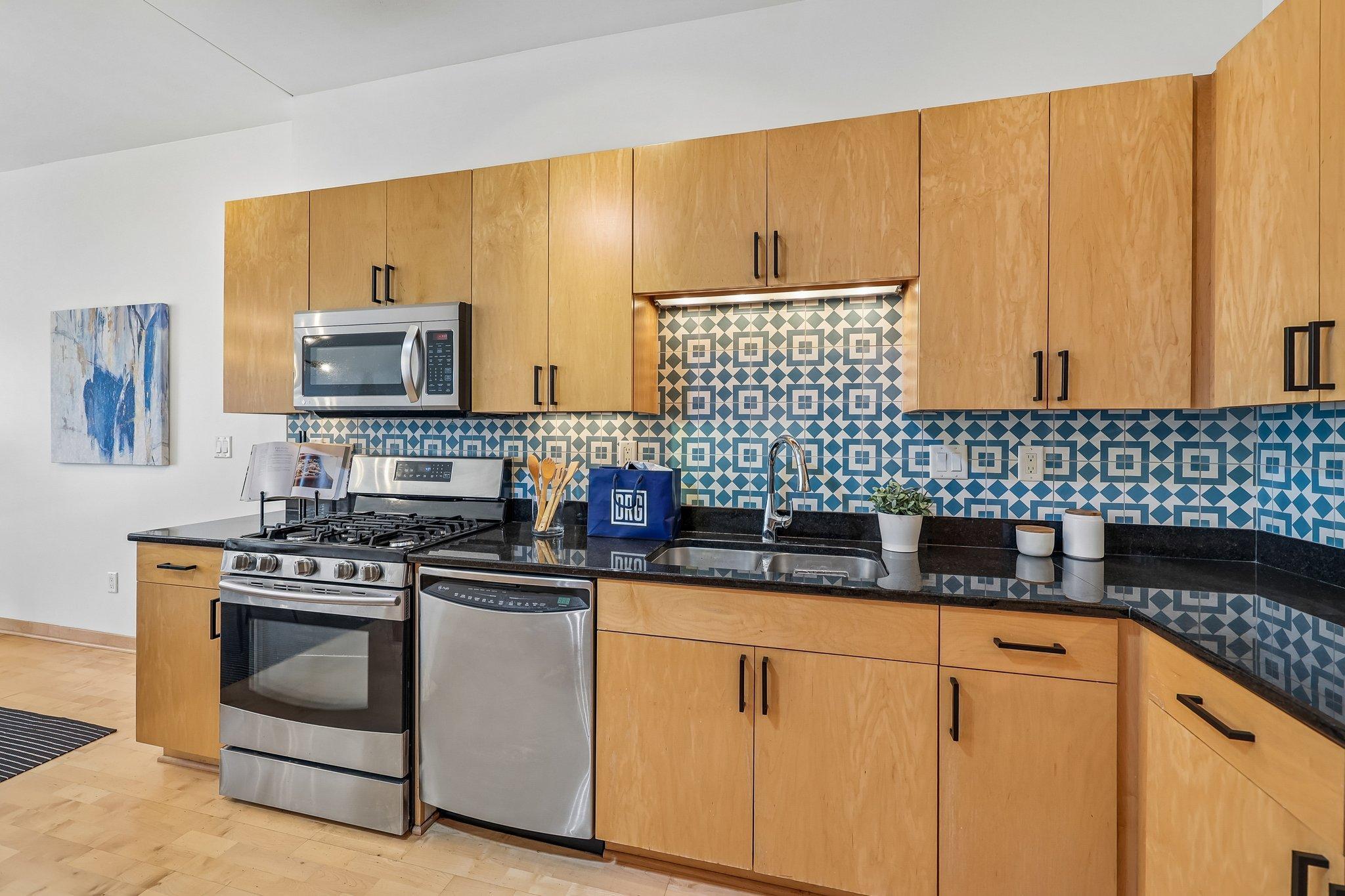 View of Residential at 401 2nd Street #317, Minneapolis MN 55401, Minneapolis (9 of 52) - Mike Wilen | Minnesota Team Real Estate