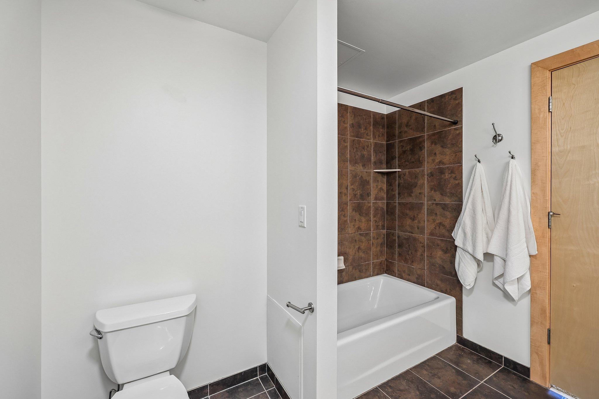 View of Residential at 401 2nd Street #317, Minneapolis MN 55401, Minneapolis (27 of 52) - Mike Wilen | Minnesota Team Real Estate