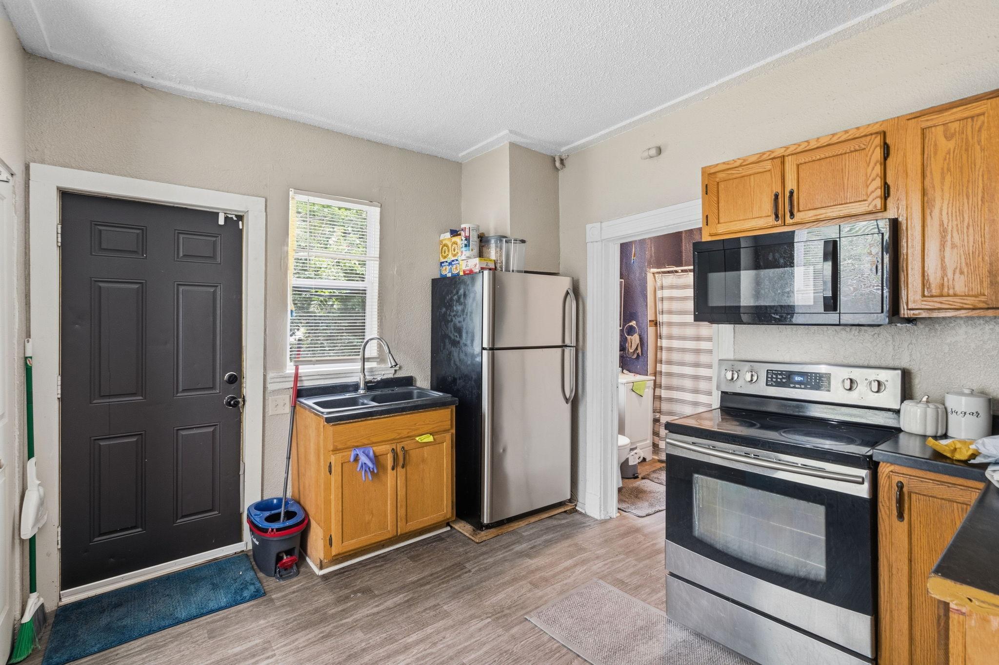 View of Residential Income at 1523 22nd Avenue, Minneapolis MN 55411, Minneapolis (5 of 37) - Mike Wilen | Minnesota Team Real Estate