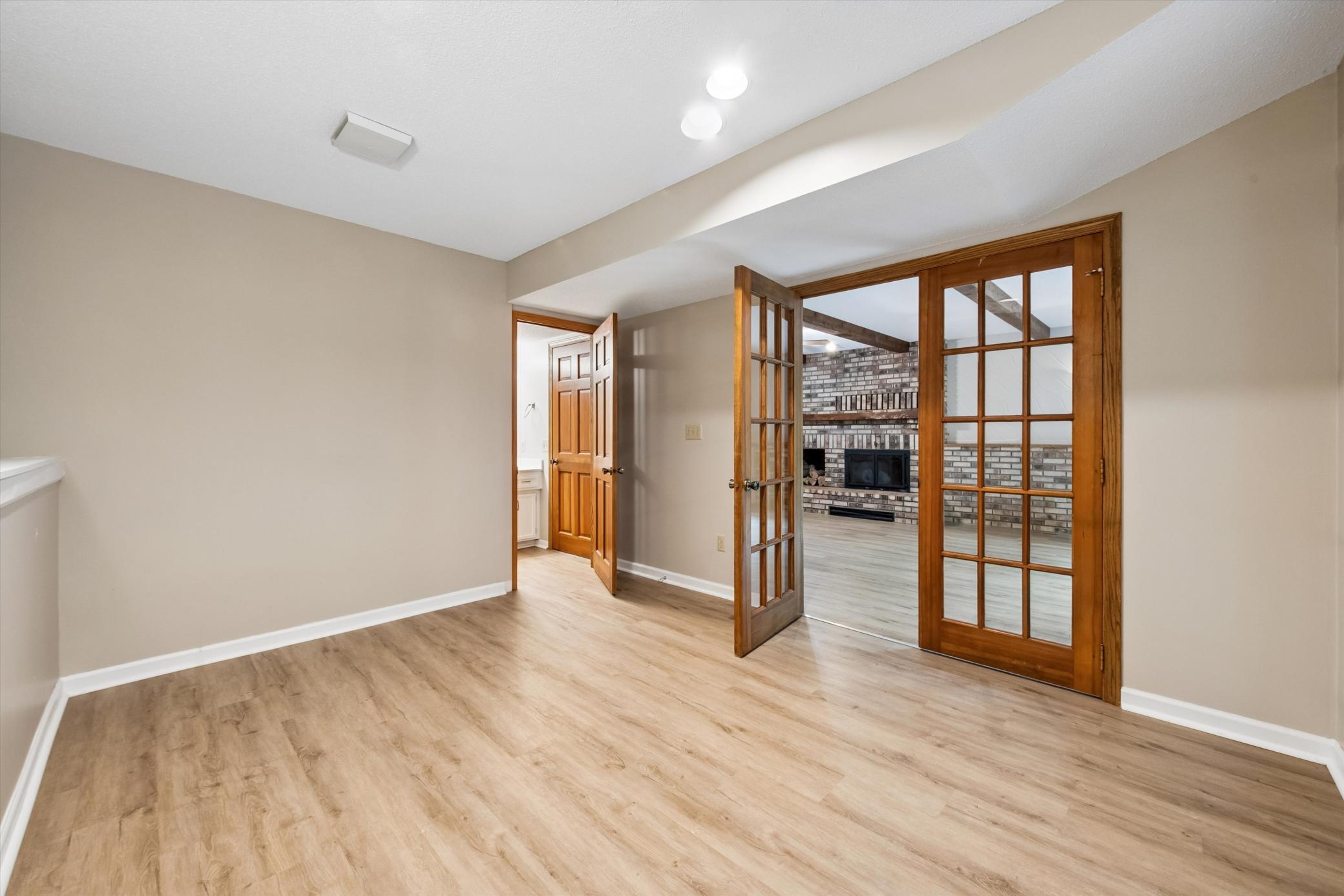 View of Residential at 460 Oakhill Road, Chaska MN 55318, Chaska (29 of 43) - Mike Wilen | Minnesota Team Real Estate