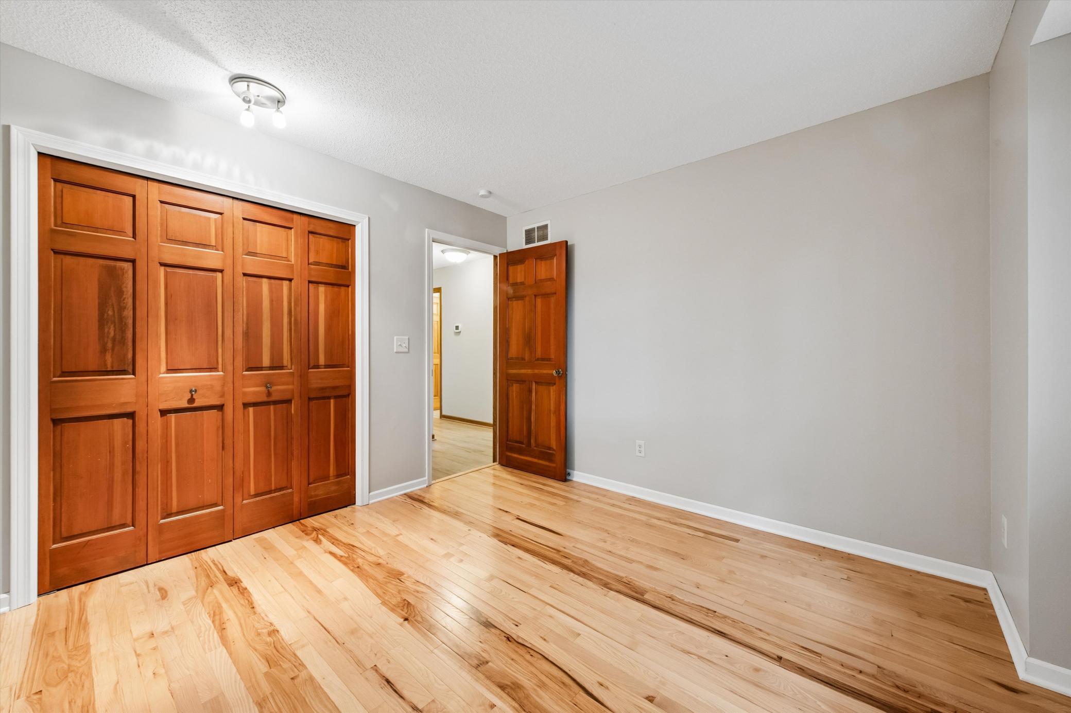 View of Residential at 460 Oakhill Road, Chaska MN 55318, Chaska (25 of 43) - Mike Wilen | Minnesota Team Real Estate