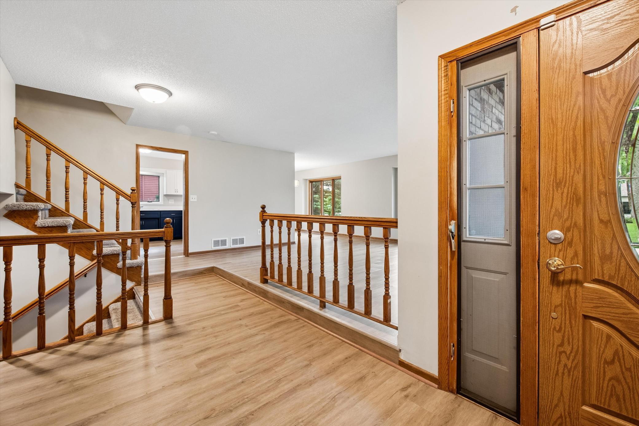 View of Residential at 460 Oakhill Road, Chaska MN 55318, Chaska (4 of 43) - Mike Wilen | Minnesota Team Real Estate