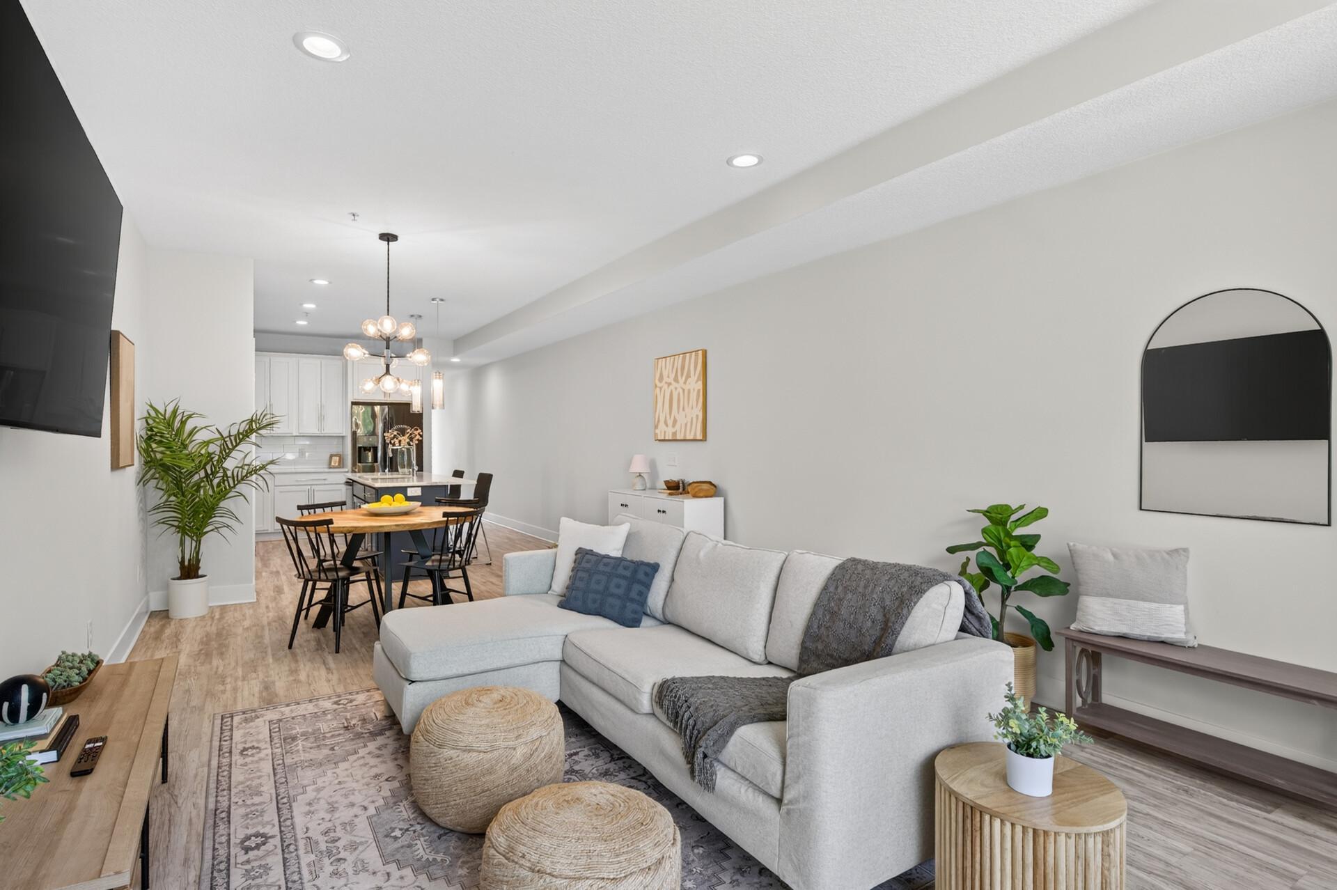 View of Residential at 2423 2nd Street, Minneapolis MN 55418, Minneapolis (6 of 49) - Mike Wilen | Minnesota Team Real Estate