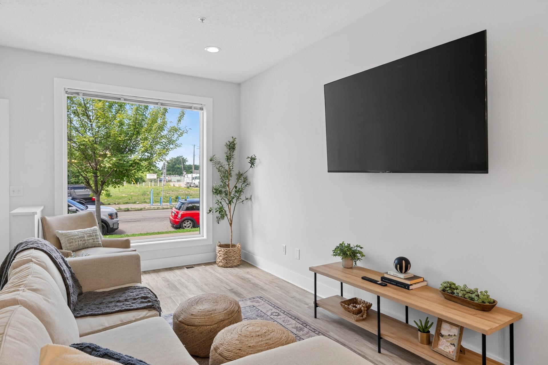 View of Residential at 2423 2nd Street, Minneapolis MN 55418, Minneapolis (8 of 49) - Mike Wilen | Minnesota Team Real Estate