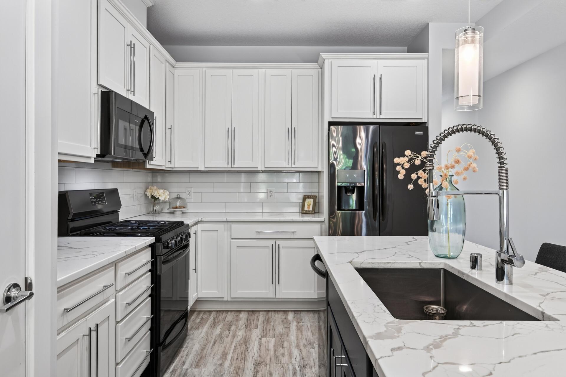 View of Residential at 2423 2nd Street, Minneapolis MN 55418, Minneapolis (14 of 49) - Mike Wilen | Minnesota Team Real Estate