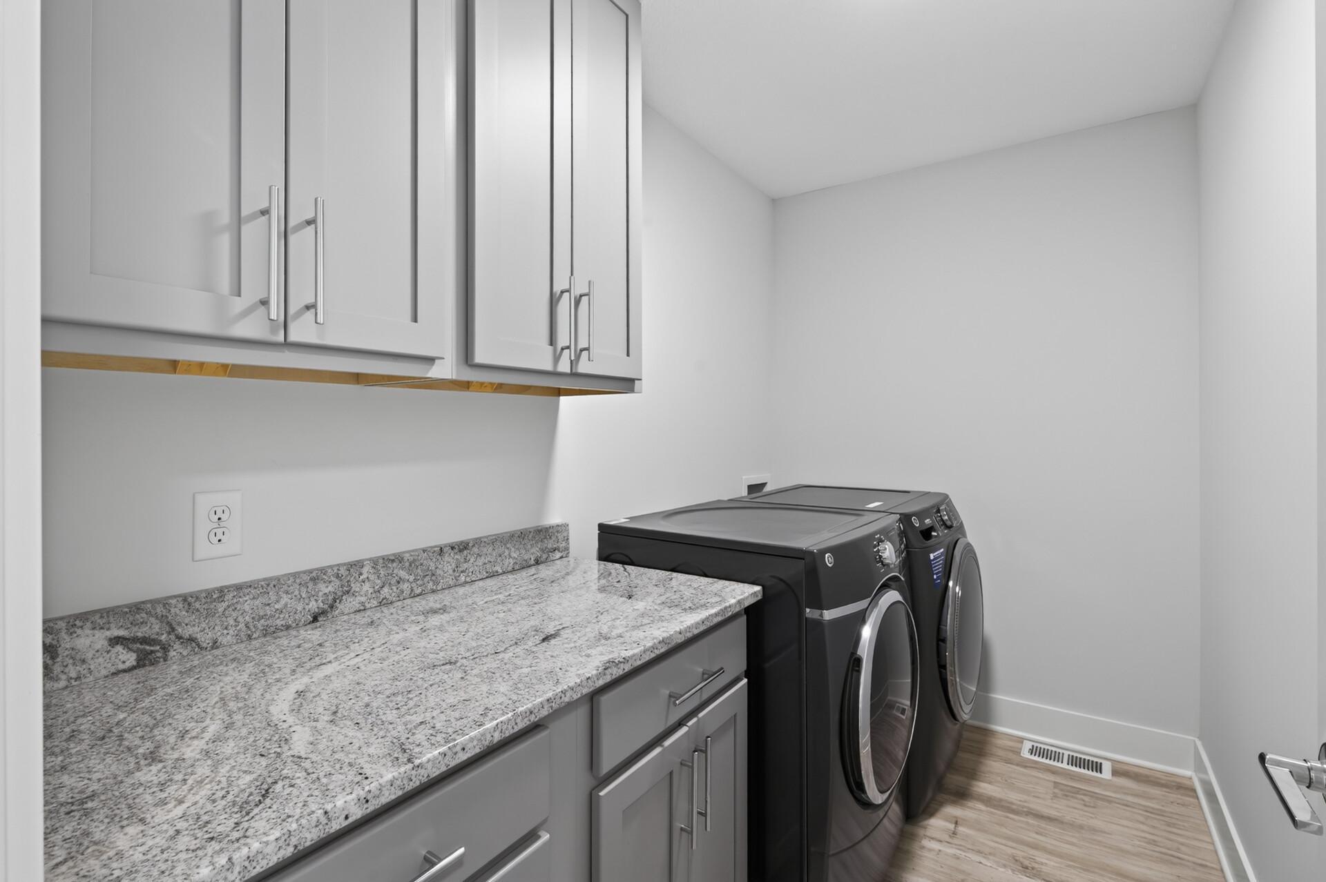 View of Residential at 2423 2nd Street, Minneapolis MN 55418, Minneapolis (31 of 49) - Mike Wilen | Minnesota Team Real Estate