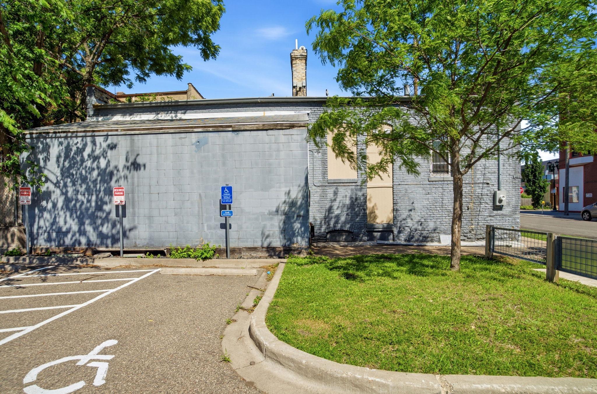 View of Commercial Sale at 871 Payne Avenue, Saint Paul MN 55130, Saint Paul (11 of 20) - Mike Wilen | Minnesota Team Real Estate