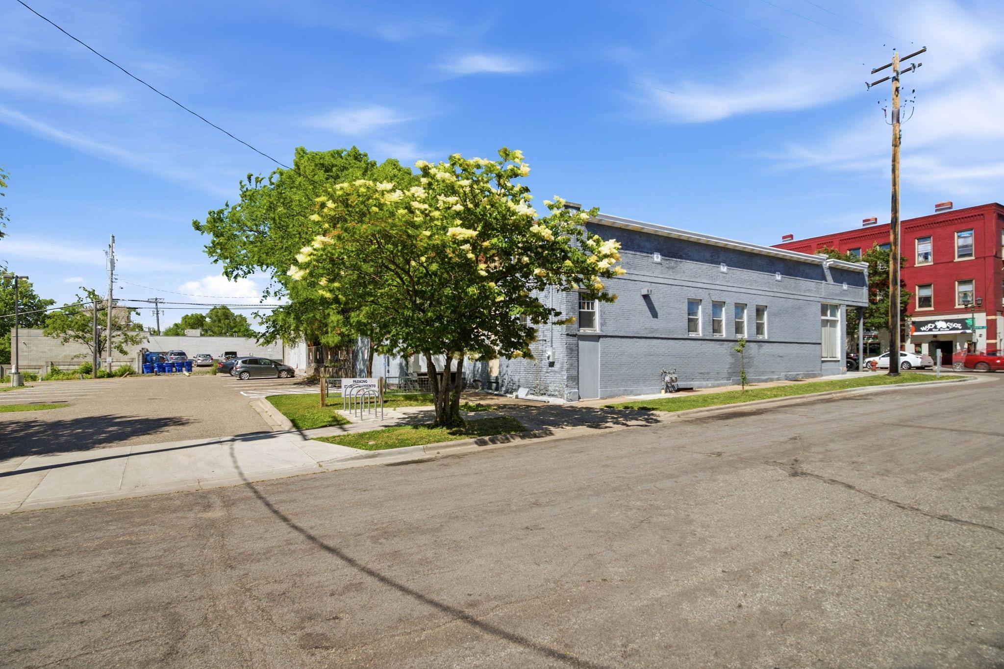 View of Commercial Sale at 871 Payne Avenue, Saint Paul MN 55130, Saint Paul (7 of 20) - Mike Wilen | Minnesota Team Real Estate