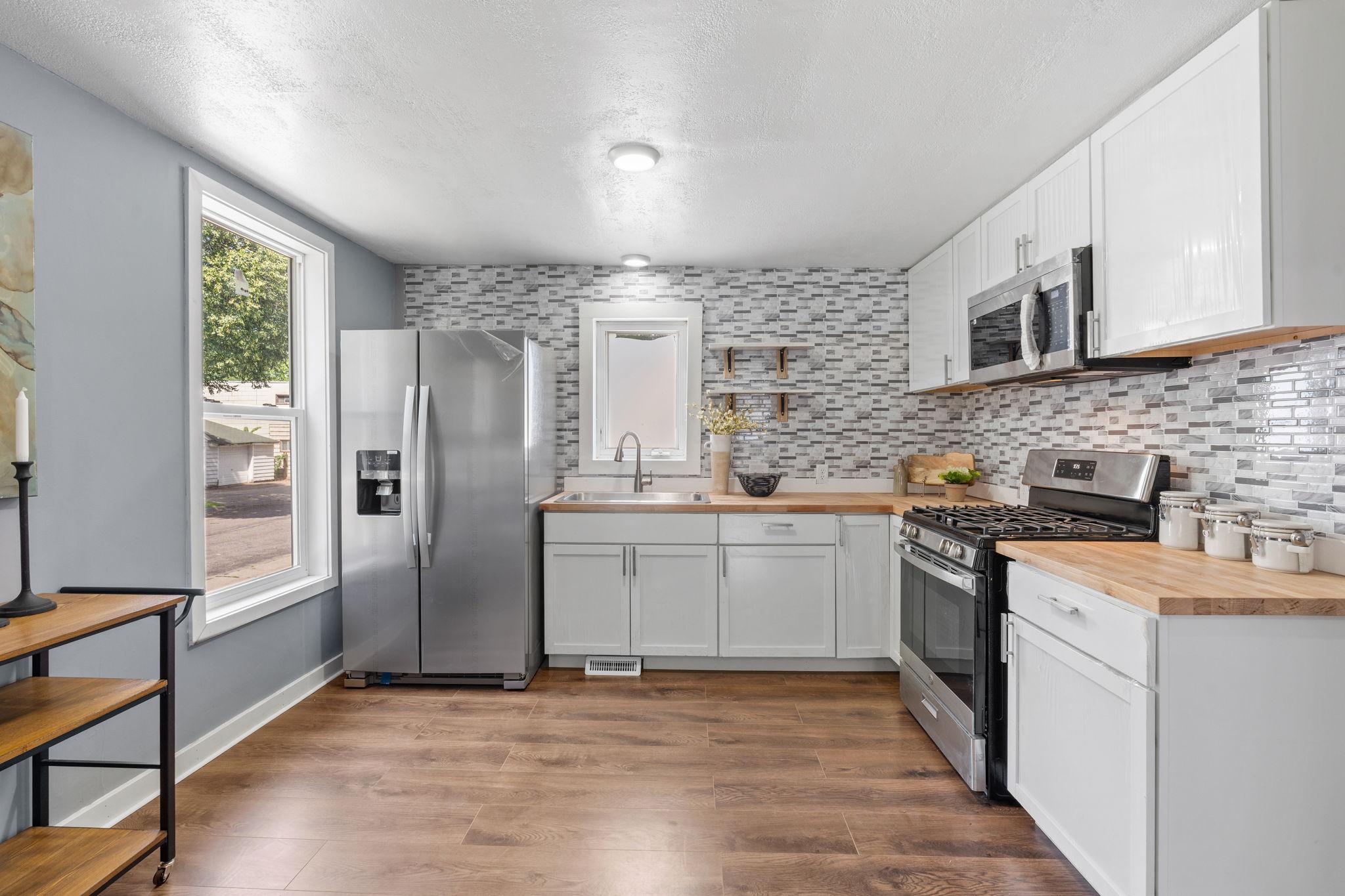 View of Residential at 654 Winslow Avenue, Saint Paul MN 55107, Saint Paul (12 of 32) - Mike Wilen | Minnesota Team Real Estate
