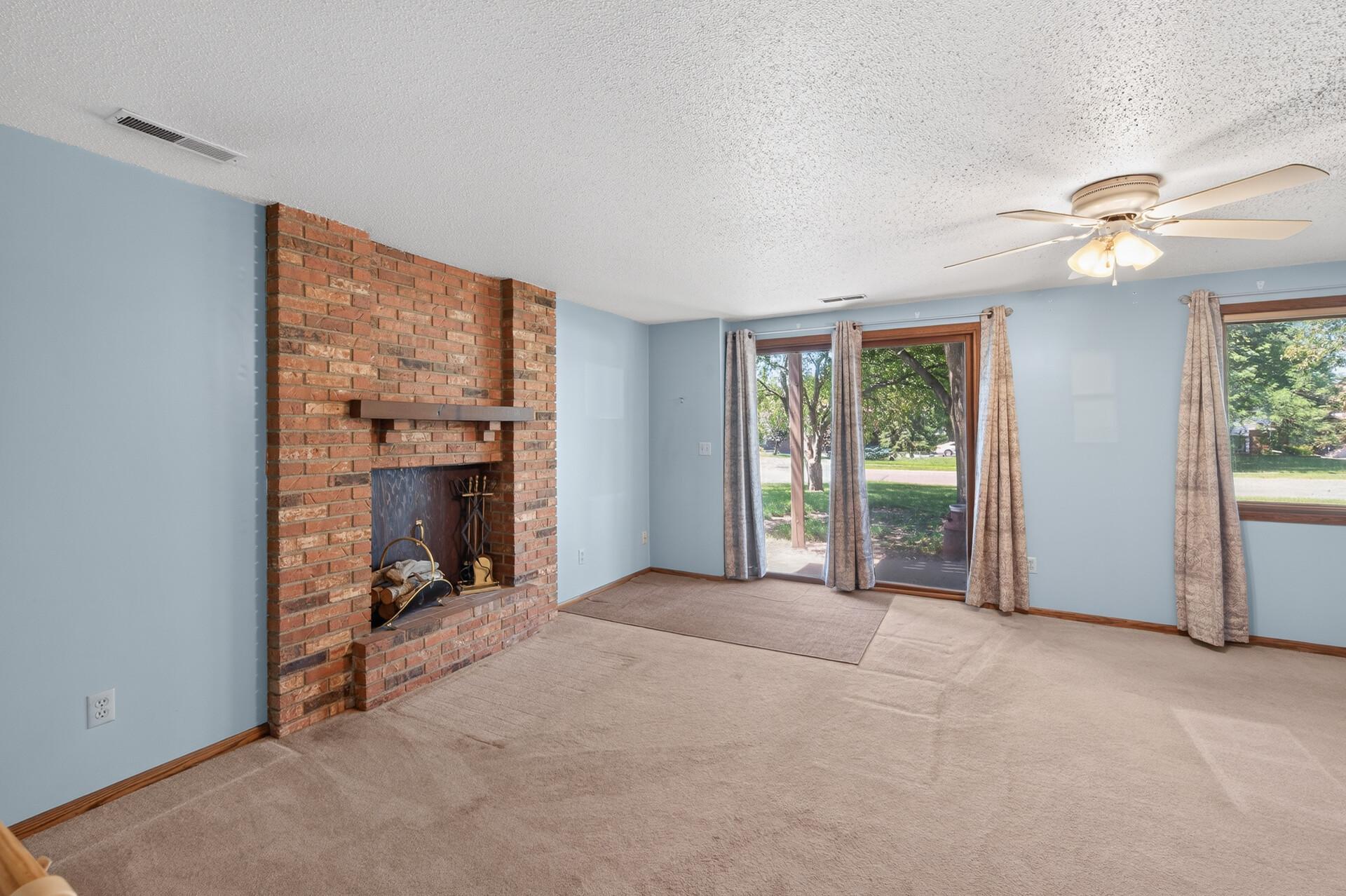 View of Residential at 3915 Gershwin Avenue, Oakdale MN 55128, Oakdale (18 of 29) - Mike Wilen | Minnesota Team Real Estate