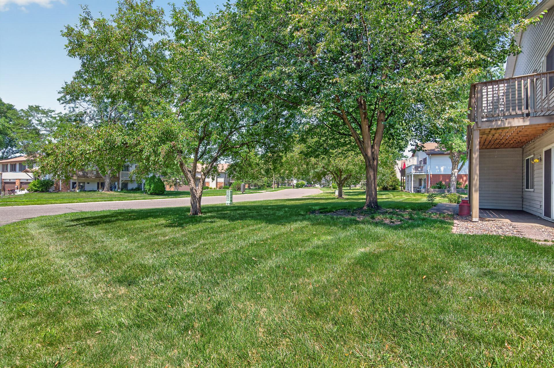 View of Residential at 3915 Gershwin Avenue, Oakdale MN 55128, Oakdale (26 of 29) - Mike Wilen | Minnesota Team Real Estate