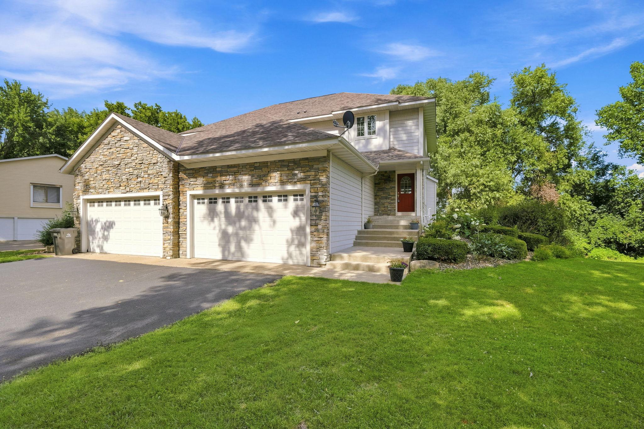 View of Twin Home at 5546 Malibu Drive, Edina - Mike Wilen | Minnesota Team Real Estate