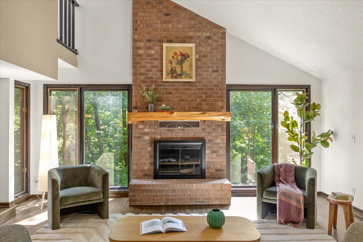 View of Residential at 606 Carver Beach Road, Chanhassen MN 55317, Chanhassen (9 of 52) - Mike Wilen | Minnesota Team Real Estate
