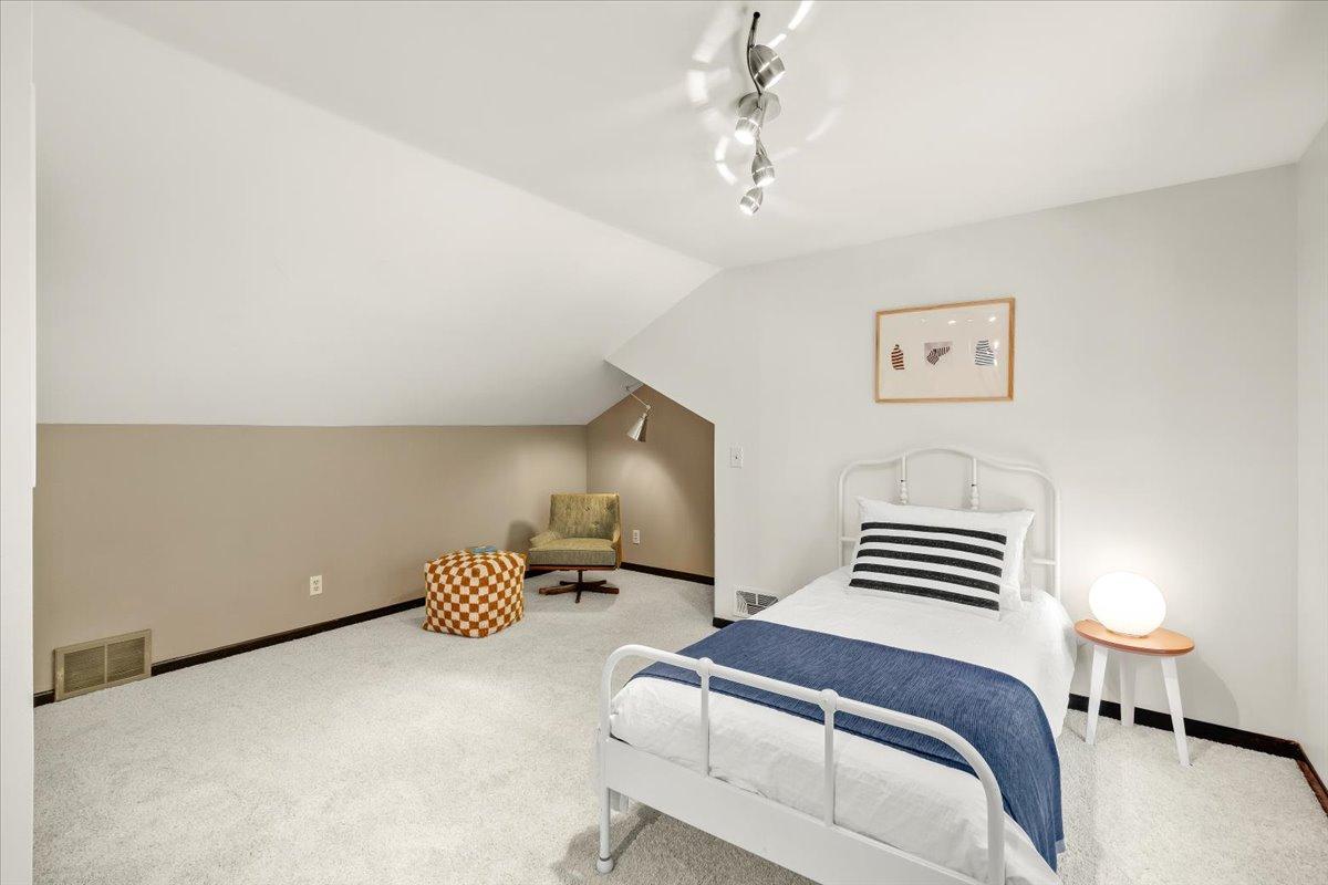 View of Residential at 606 Carver Beach Road, Chanhassen MN 55317, Chanhassen (39 of 52) - Mike Wilen | Minnesota Team Real Estate