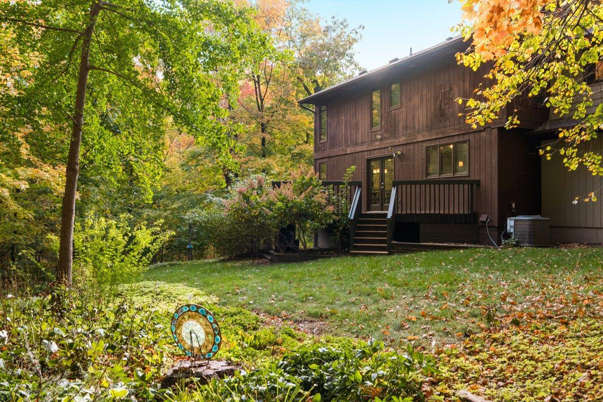 View of Residential at 606 Carver Beach Road, Chanhassen MN 55317, Chanhassen (51 of 54) - Mike Wilen | Minnesota Team Real Estate