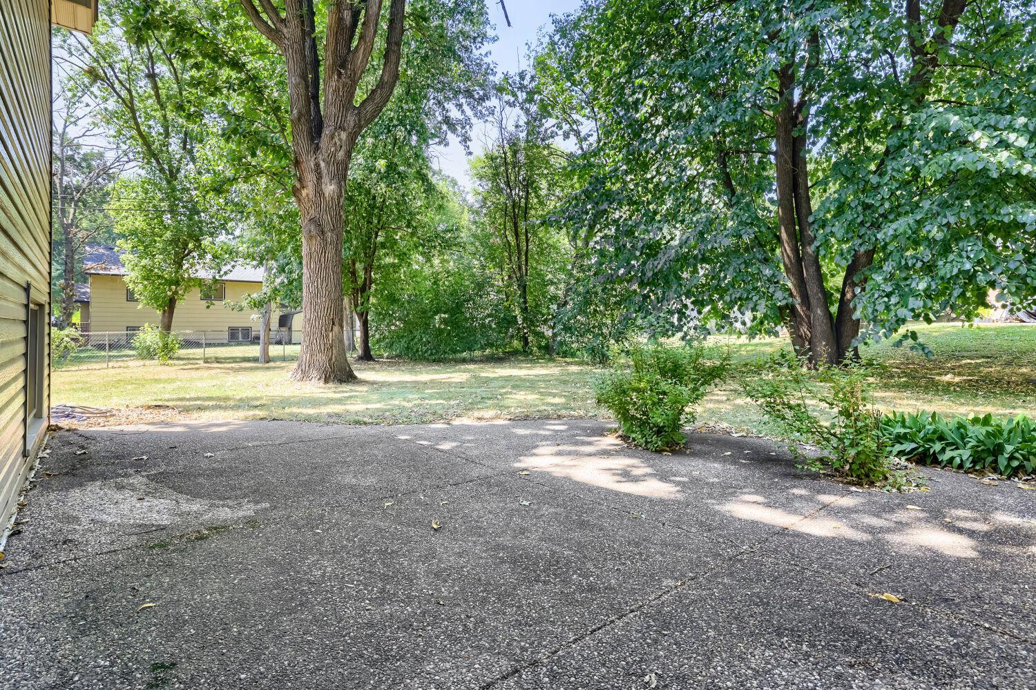 View of Residential at 11809 Edgewood Avenue, Champlin MN 55316, Champlin (29 of 33) - Mike Wilen | Minnesota Team Real Estate