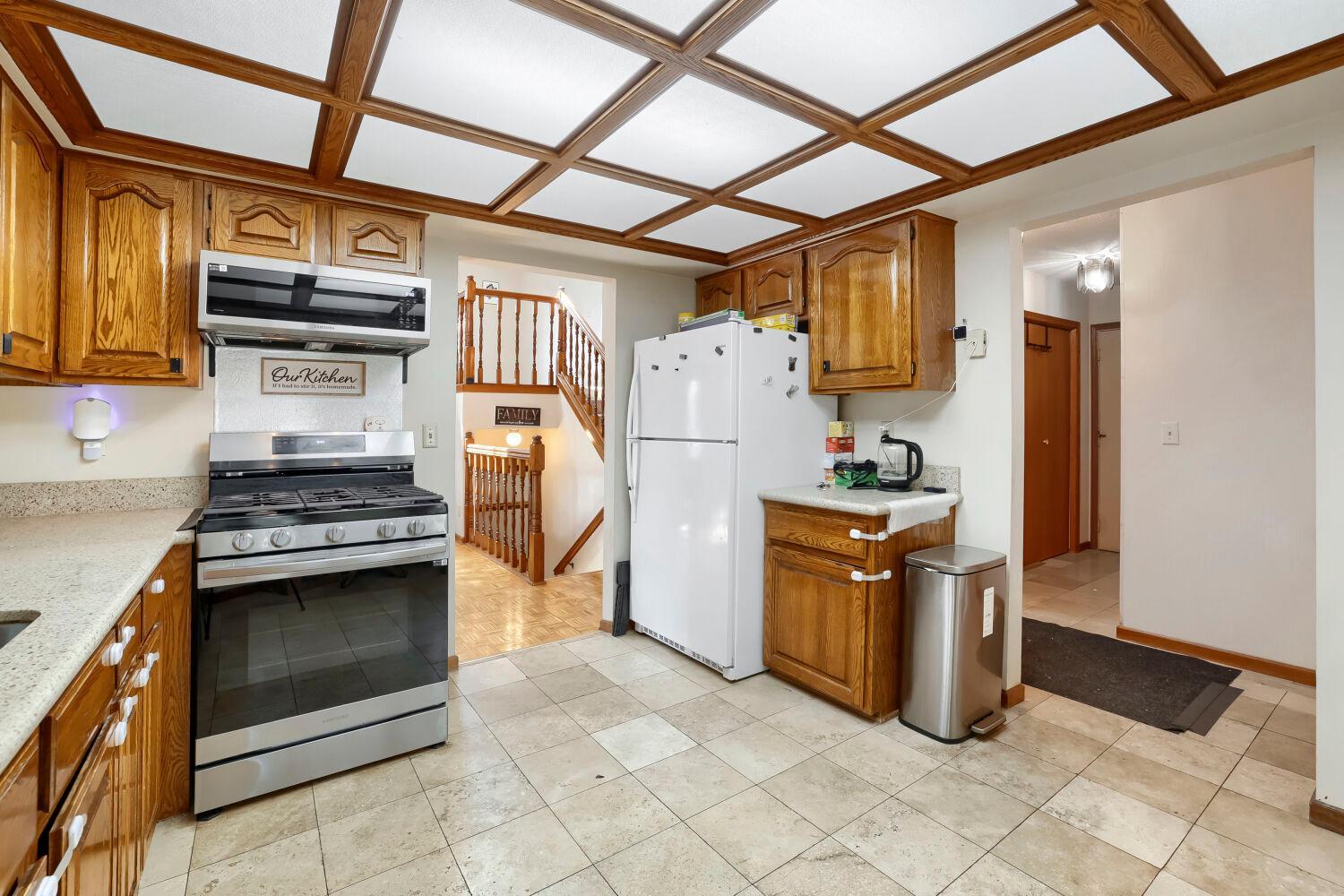View of Residential at 11809 Edgewood Avenue, Champlin MN 55316, Champlin (10 of 33) - Mike Wilen | Minnesota Team Real Estate