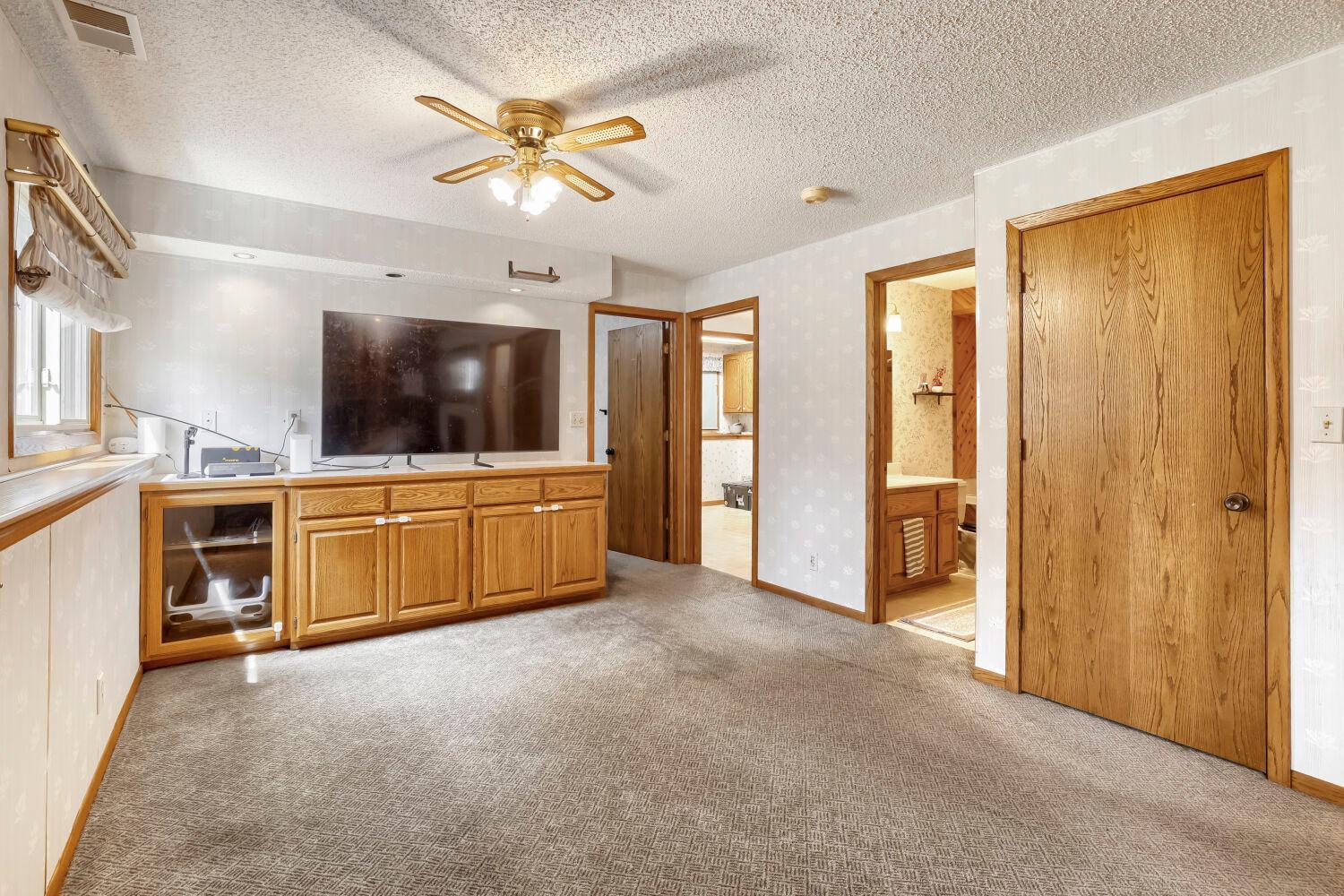 View of Residential at 11809 Edgewood Avenue, Champlin MN 55316, Champlin (6 of 33) - Mike Wilen | Minnesota Team Real Estate