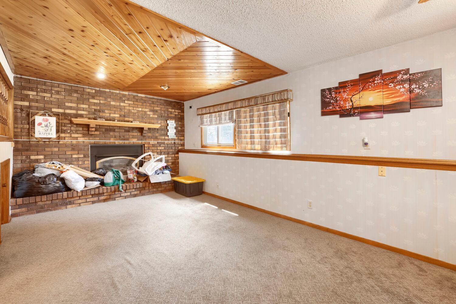 View of Residential at 11809 Edgewood Avenue, Champlin MN 55316, Champlin (4 of 33) - Mike Wilen | Minnesota Team Real Estate