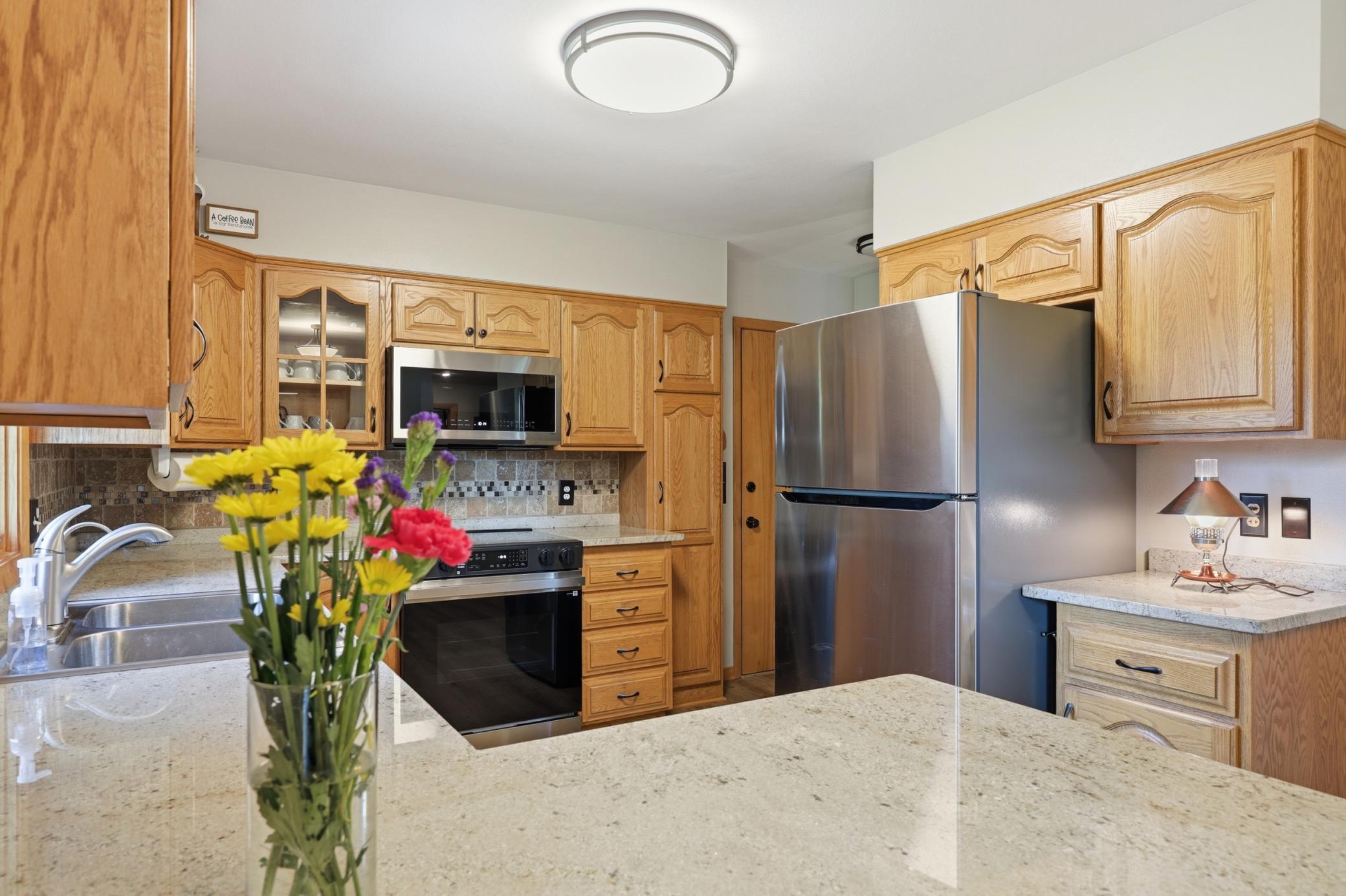 View of Residential at 575 Prospect Court, Saint Cloud MN 56304, Saint Cloud (8 of 46) - Mike Wilen | Minnesota Team Real Estate