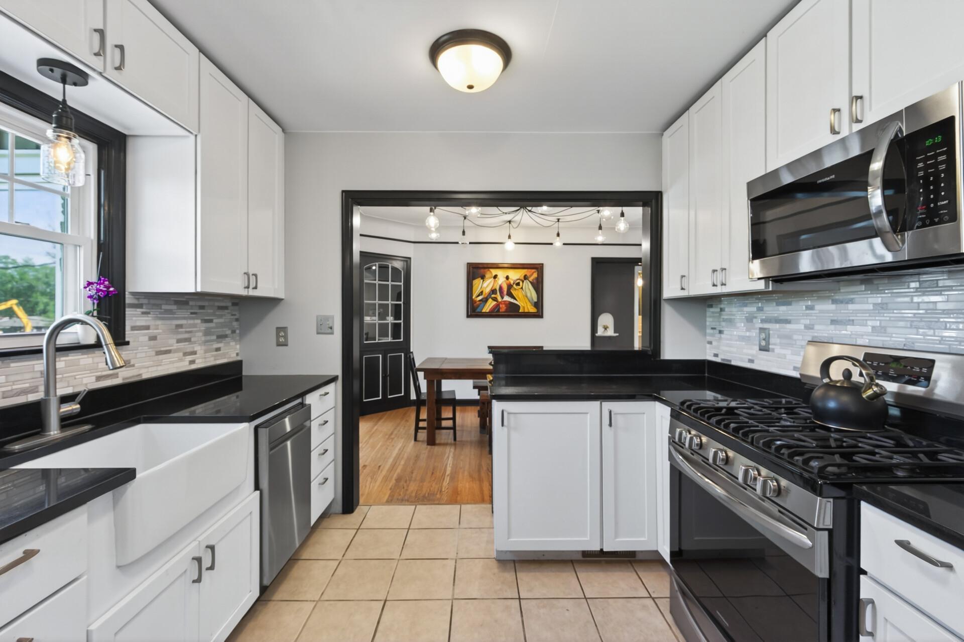 View of Residential at 4048 17th Avenue, Minneapolis MN 55407, Minneapolis (16 of 46) - Mike Wilen | Minnesota Team Real Estate