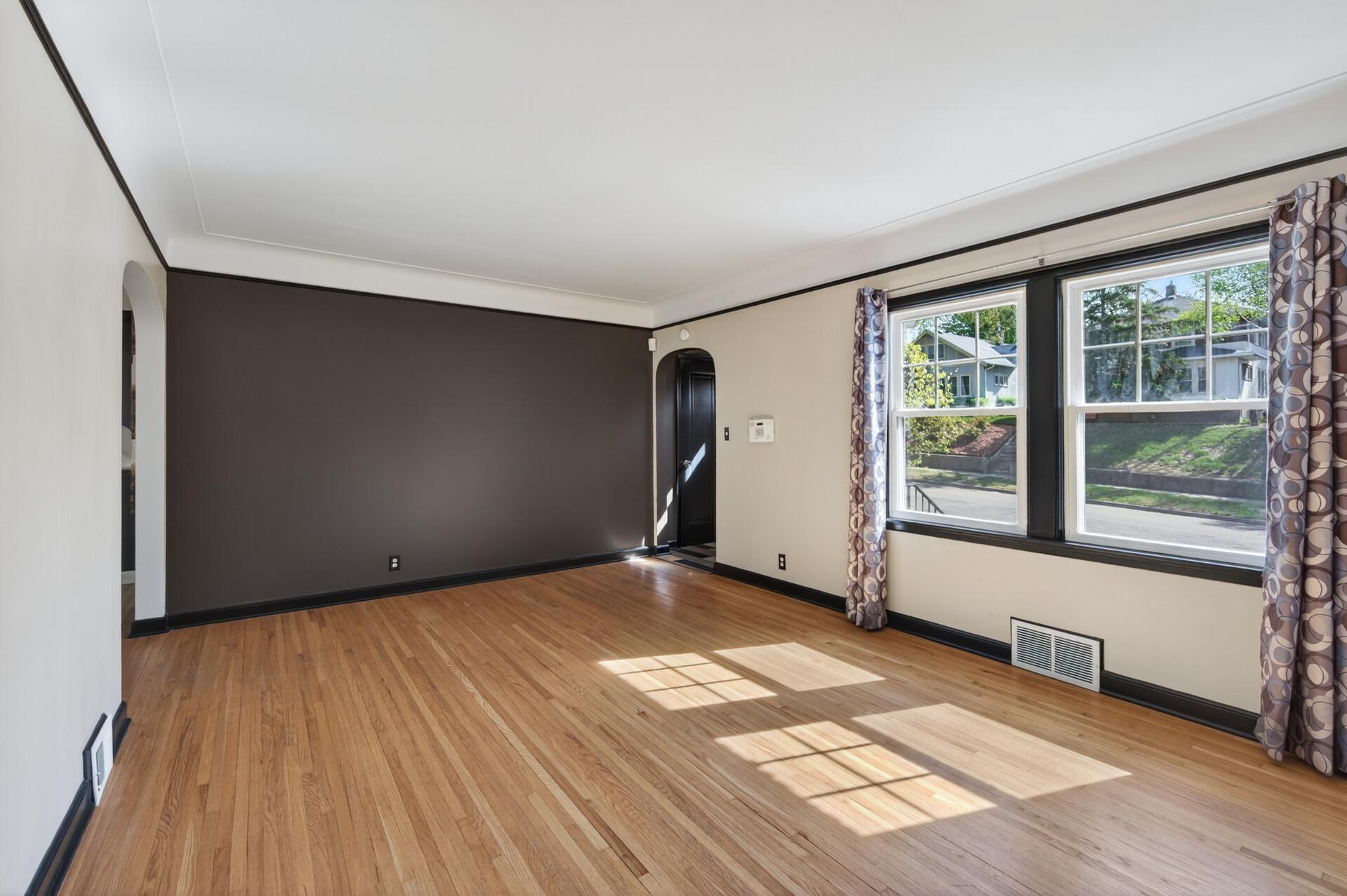 View of Residential at 4048 17th Avenue, Minneapolis MN 55407, Minneapolis (8 of 46) - Mike Wilen | Minnesota Team Real Estate