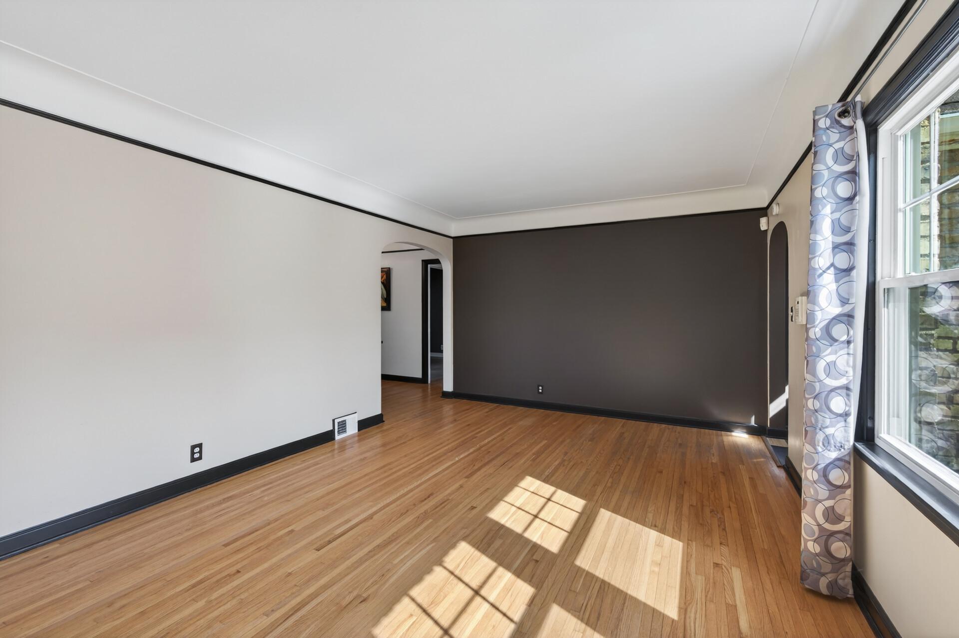 View of Residential at 4048 17th Avenue, Minneapolis MN 55407, Minneapolis (7 of 46) - Mike Wilen | Minnesota Team Real Estate