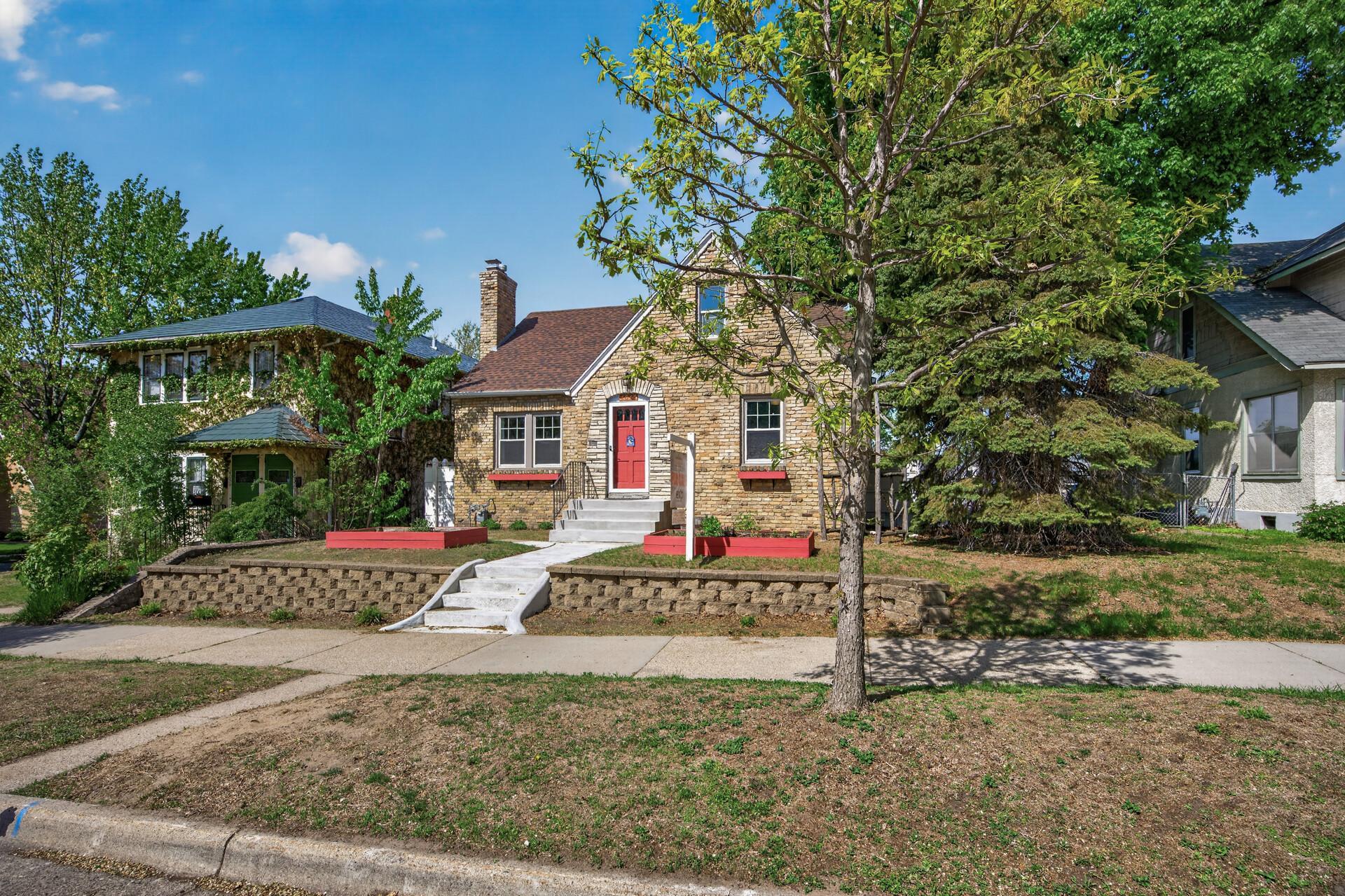 View of Residential at 4048 17th Avenue, Minneapolis MN 55407, Minneapolis (3 of 46) - Mike Wilen | Minnesota Team Real Estate