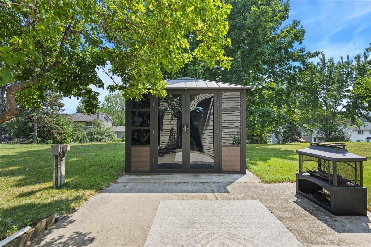 View of Residential at 1309 Fremont Court, Burnsville MN 55306, Burnsville (27 of 31) - Mike Wilen | Minnesota Team Real Estate