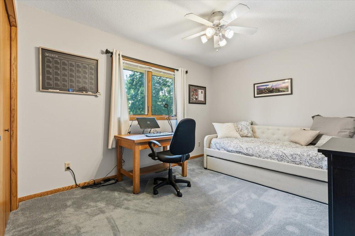 View of Residential at 1309 Fremont Court, Burnsville MN 55306, Burnsville (23 of 31) - Mike Wilen | Minnesota Team Real Estate