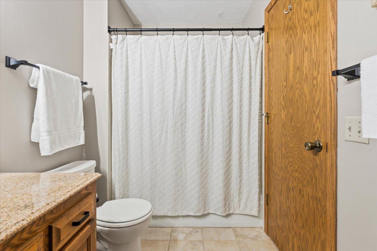 View of Residential at 1309 Fremont Court, Burnsville MN 55306, Burnsville (19 of 31) - Mike Wilen | Minnesota Team Real Estate