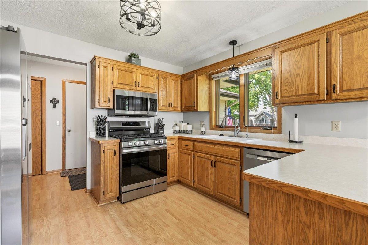 View of Residential at 1309 Fremont Court, Burnsville MN 55306, Burnsville (2 of 31) - Mike Wilen | Minnesota Team Real Estate