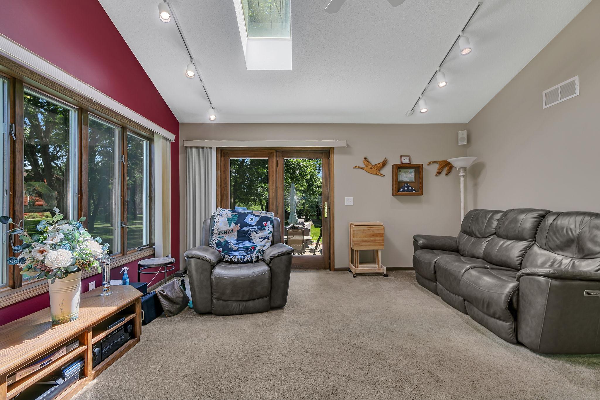 View of Residential at 6209 Laurel Road, Saint Cloud MN 56303, Saint Cloud (6 of 23) - Mike Wilen | Minnesota Team Real Estate