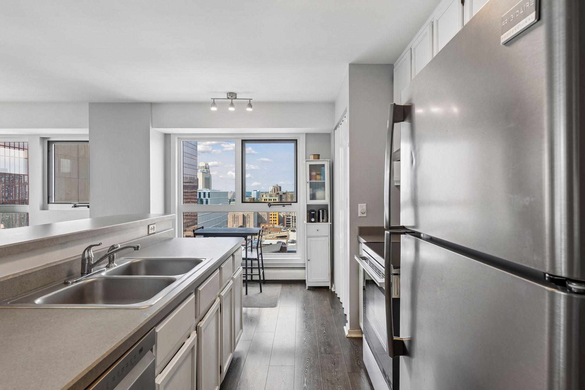 View of Residential at 433 7th Street #1701, Minneapolis MN 55415, Minneapolis (24 of 74) - Mike Wilen | Minnesota Team Real Estate