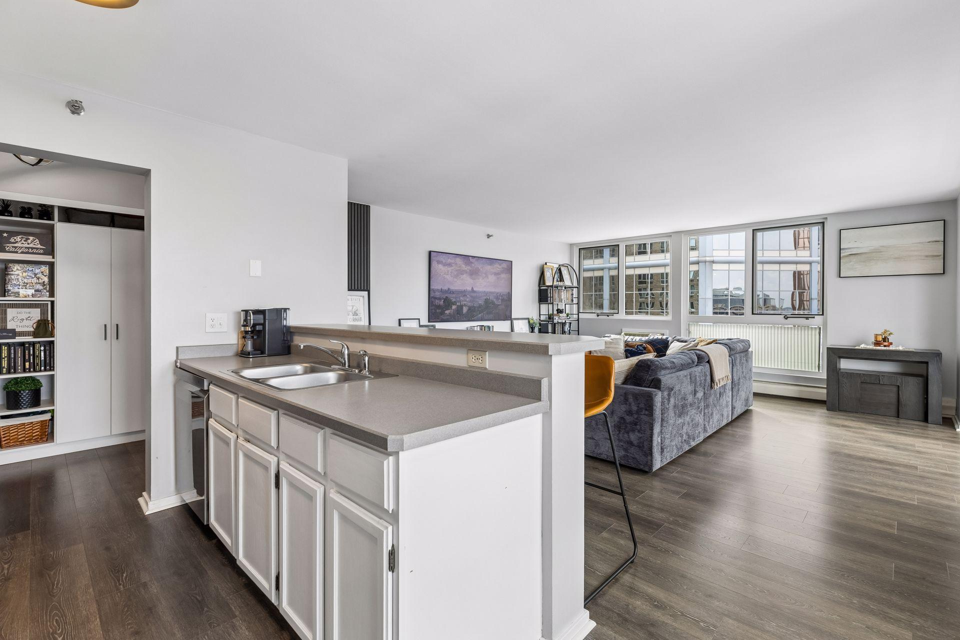 View of Residential at 433 7th Street #1701, Minneapolis MN 55415, Minneapolis (21 of 74) - Mike Wilen | Minnesota Team Real Estate
