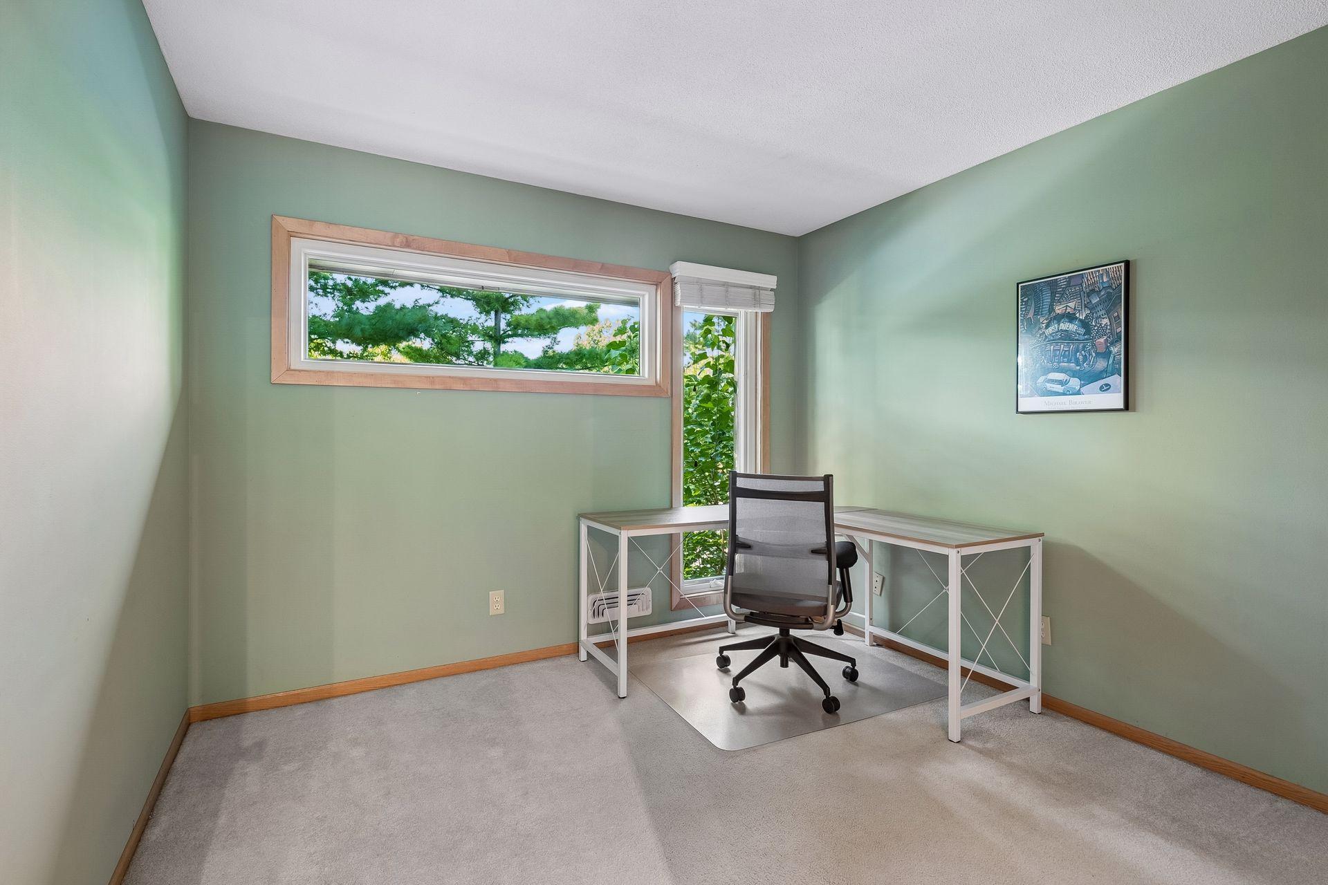 View of Residential at 318 44th Street, Minneapolis MN 55409, Minneapolis (18 of 34) - Mike Wilen | Minnesota Team Real Estate