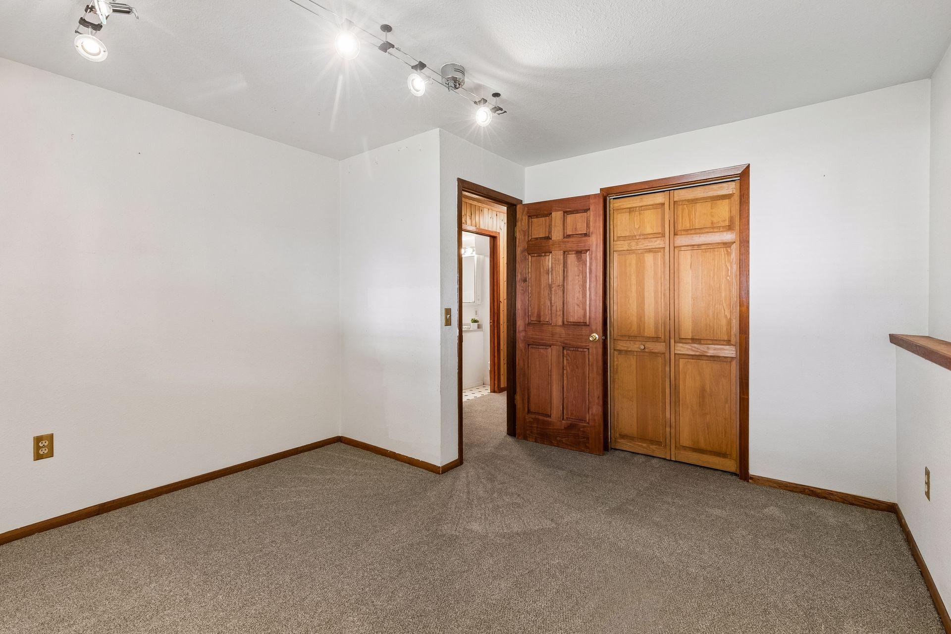 View of Residential at 13225 Court Place, Burnsville MN 55337, Burnsville (18 of 23) - Mike Wilen | Minnesota Team Real Estate