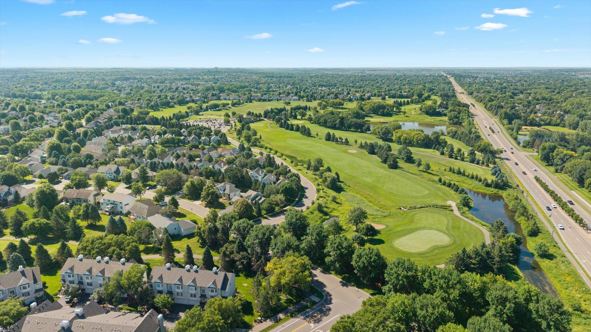 View of Residential at 10154 Country Club Curve, Woodbury MN 55129, Woodbury (22 of 23) - Mike Wilen | Minnesota Team Real Estate